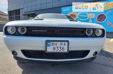 Купе Dodge Challenger 2016 в Татарбунарах