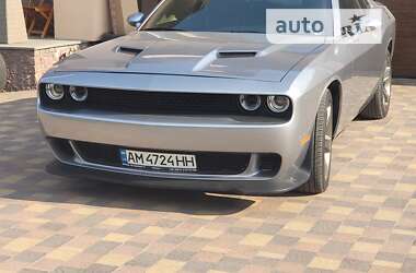 Седан Dodge Challenger 2017 в Житомире