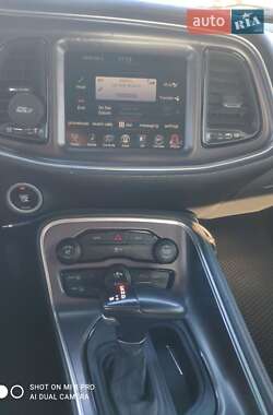 Купе Dodge Challenger 2016 в 