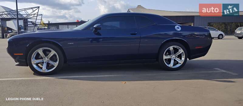 Купе Dodge Challenger 2014 в Киеве