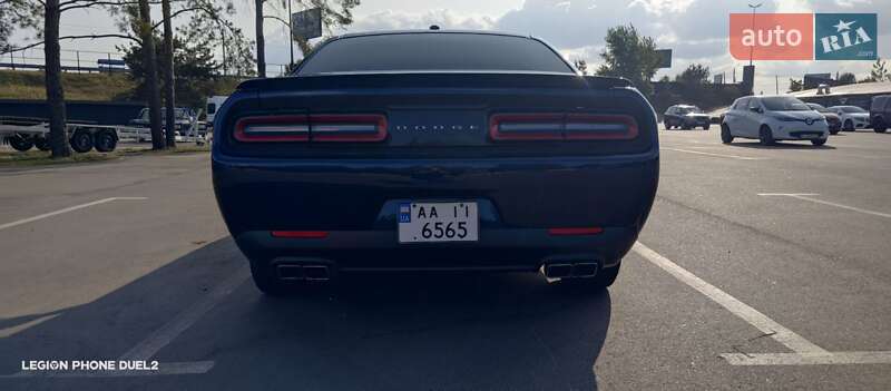 Купе Dodge Challenger 2014 в Киеве
