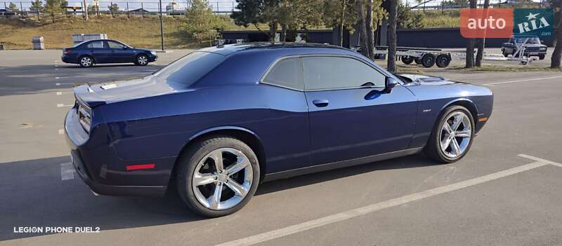 Купе Dodge Challenger 2014 в Киеве