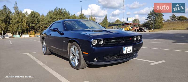 Купе Dodge Challenger 2014 в Киеве