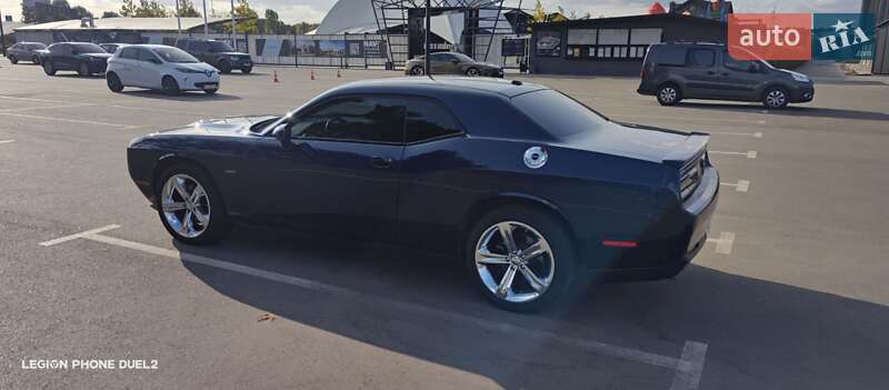 Купе Dodge Challenger 2014 в Киеве