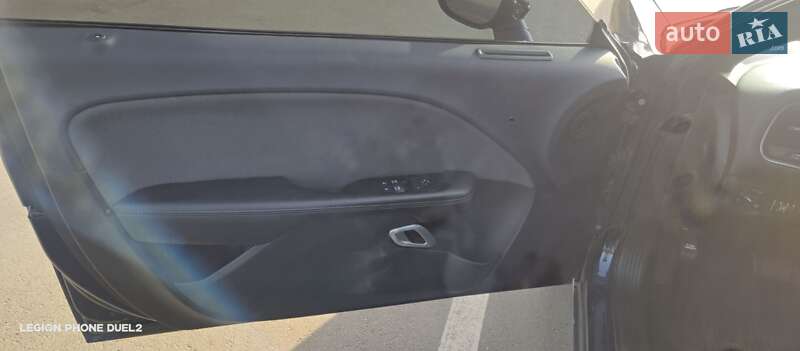 Купе Dodge Challenger 2014 в Киеве