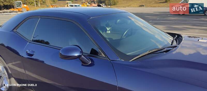 Купе Dodge Challenger 2014 в Киеве