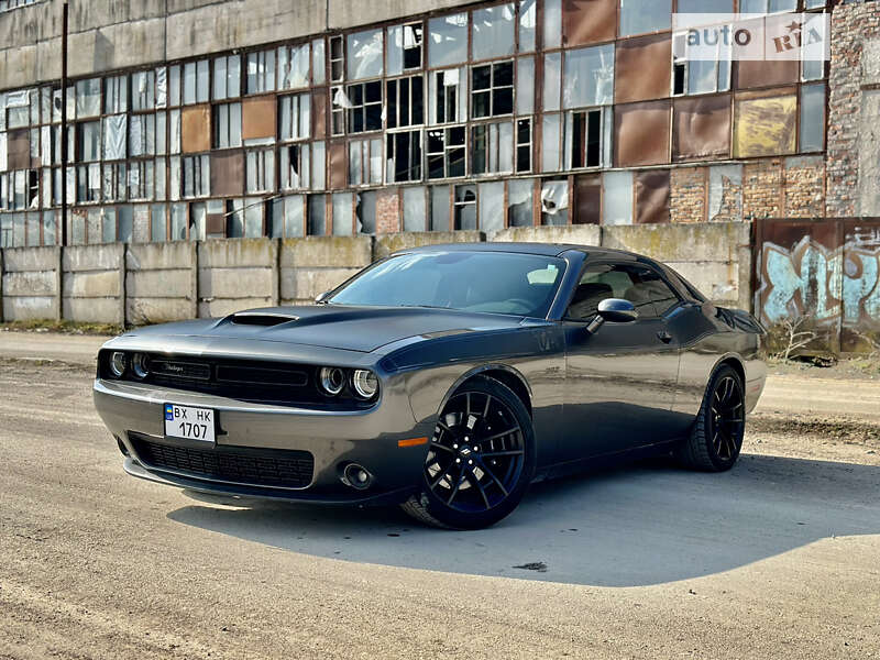 Купе Dodge Challenger 2019 в Каменец-Подольском