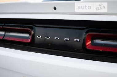 Купе Dodge Challenger 2018 в Луцке