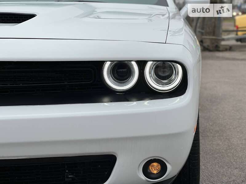 Купе Dodge Challenger 2018 в Запорожье