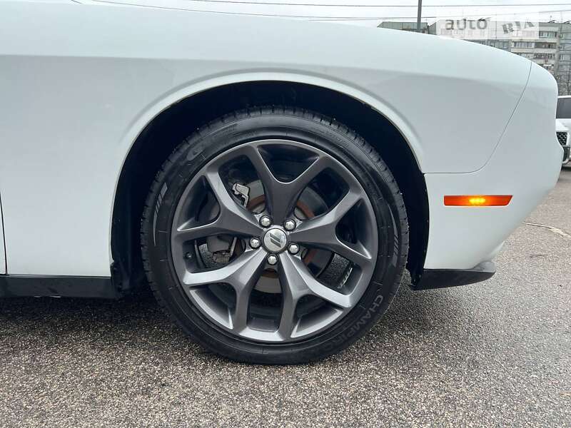 Купе Dodge Challenger 2018 в Запорожье