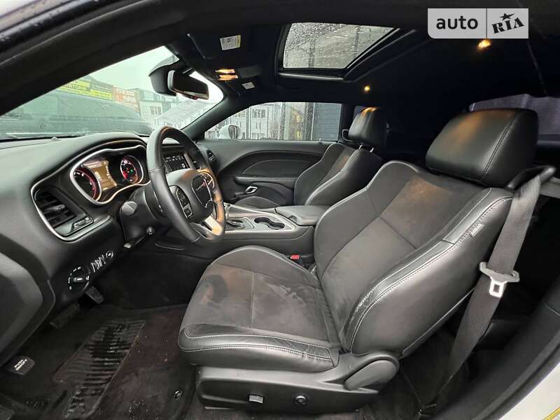 Купе Dodge Challenger 2018 в Запорожье