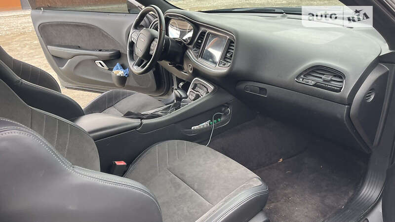 Купе Dodge Challenger 2018 в Івано-Франківську