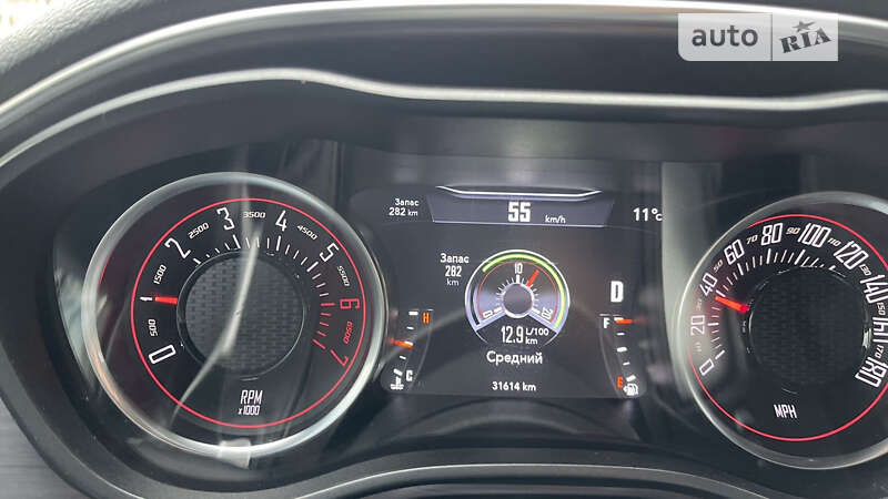 Купе Dodge Challenger 2018 в Івано-Франківську