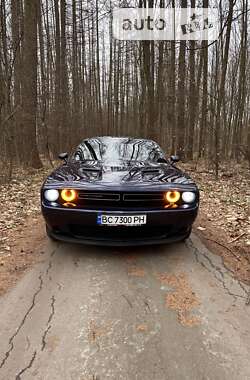 Купе Dodge Challenger 2017 в Львові