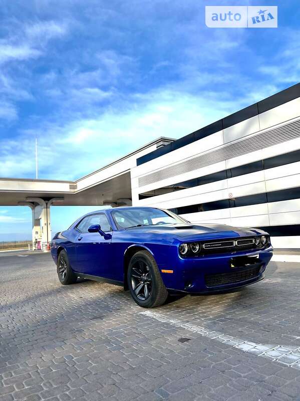 Купе Dodge Challenger 2019 в Киеве