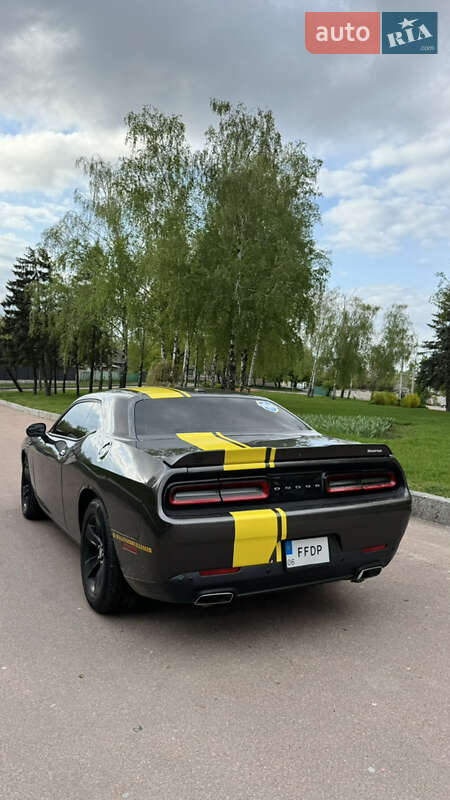 Купе Dodge Challenger 2018 в Житомире