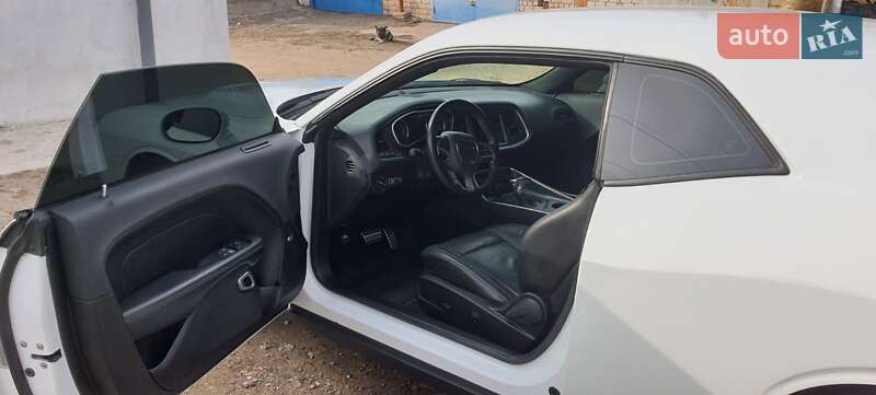 Купе Dodge Challenger 2016 в Киеве