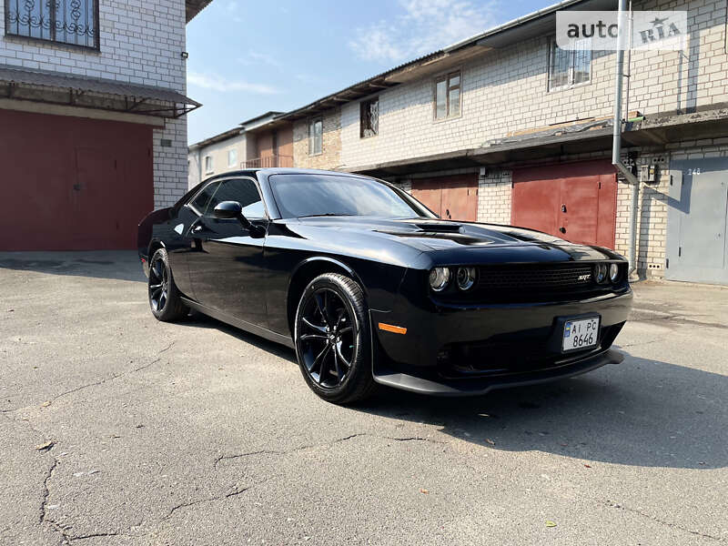 Купе Dodge Challenger 2018 в Киеве