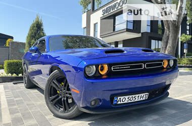 Купе Dodge Challenger 2020 в Ужгороді