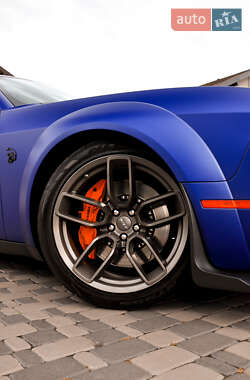 Купе Dodge Challenger 2019 в 