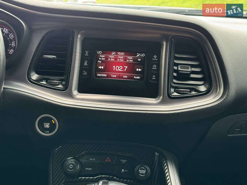 Купе Dodge Challenger 2017 в Шепетівці