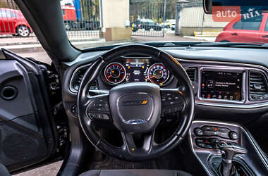 Купе Dodge Challenger 2015 в 