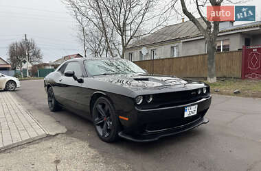 Купе Dodge Challenger 2016 в Звенигородці