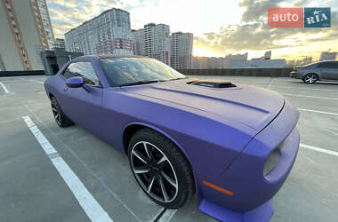 Купе Dodge Challenger 2017 в Киеве