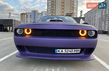 Купе Dodge Challenger 2017 в Киеве