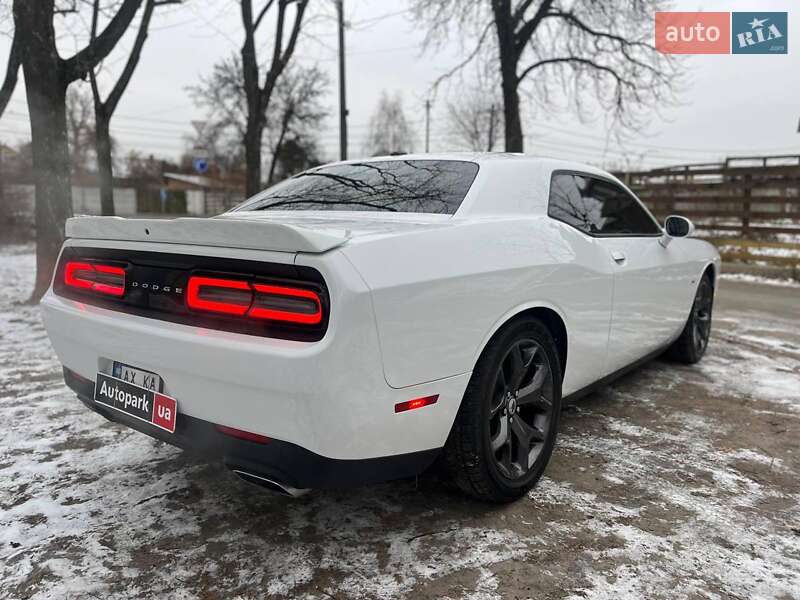 Купе Dodge Challenger 2019 в Киеве