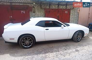 Купе Dodge Challenger 2017 в 