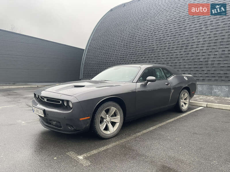 Купе Dodge Challenger 2019 в 