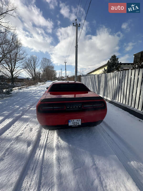Купе Dodge Challenger 2021 в Киеве фото 6 Купе Dodge Challenger 2021 в Киеве