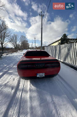 Купе Dodge Challenger 2021 в 