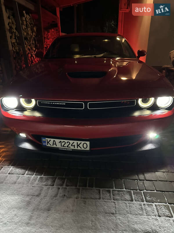 Купе Dodge Challenger 2021 в Киеве фото 10 Купе Dodge Challenger 2021 в Киеве