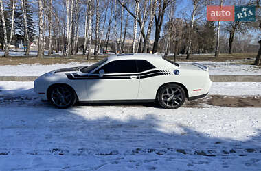 Купе Dodge Challenger 2015 в 