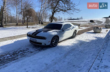 Купе Dodge Challenger 2015 в 
