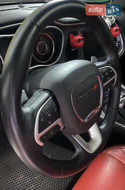Купе Dodge Challenger 2015 в 
