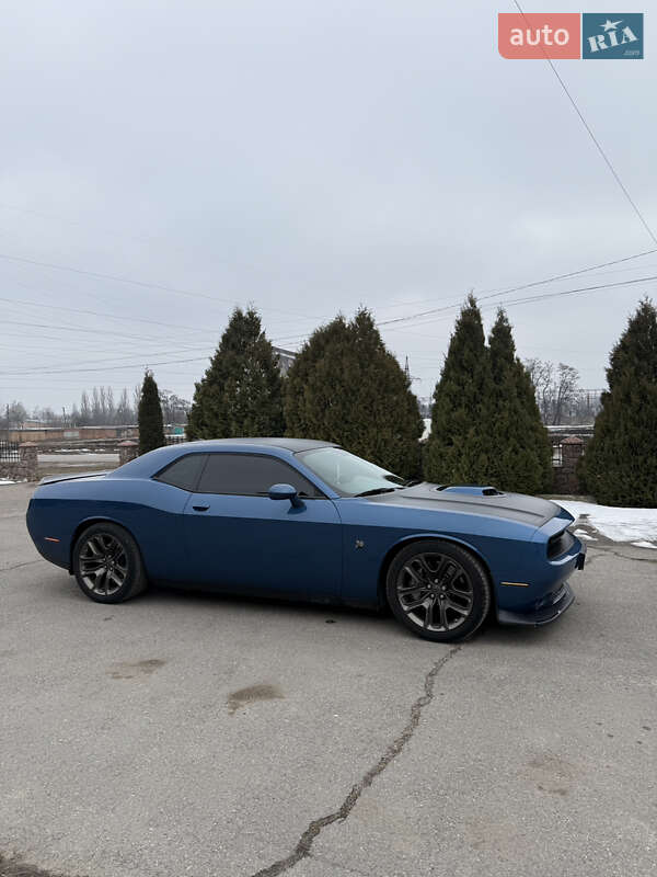 Купе Dodge Challenger 2020 в Кропивницькому