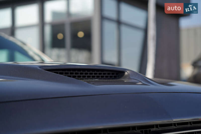 Купе Dodge Challenger 2019 в Черновцах