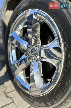 Купе Dodge Challenger 2013 в 