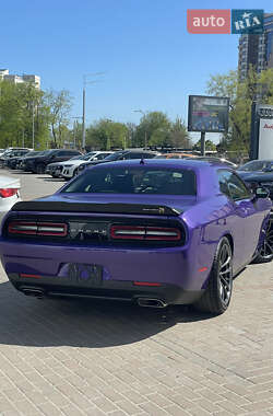 Купе Dodge Challenger 2022 в 