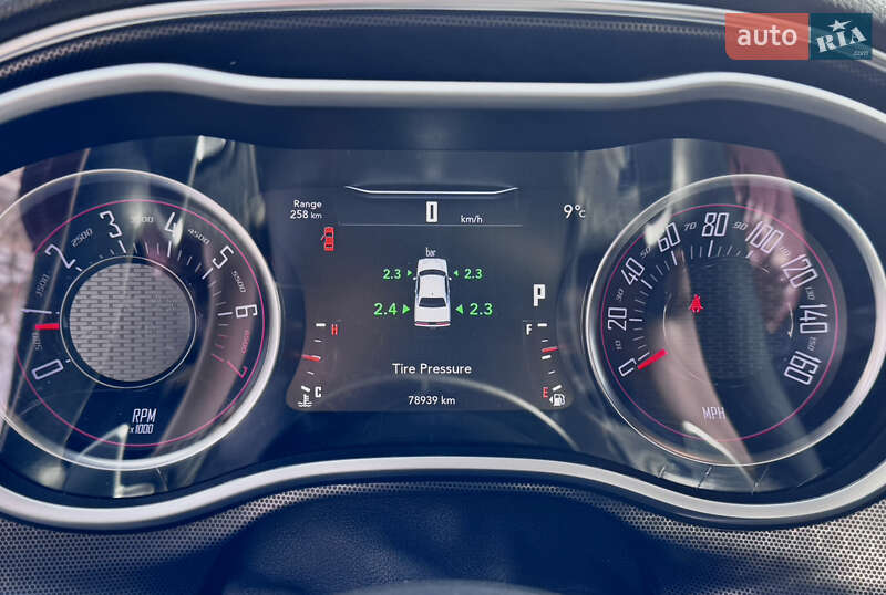 Купе Dodge Challenger 2017 в Киеве