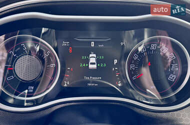 Купе Dodge Challenger 2017 в 