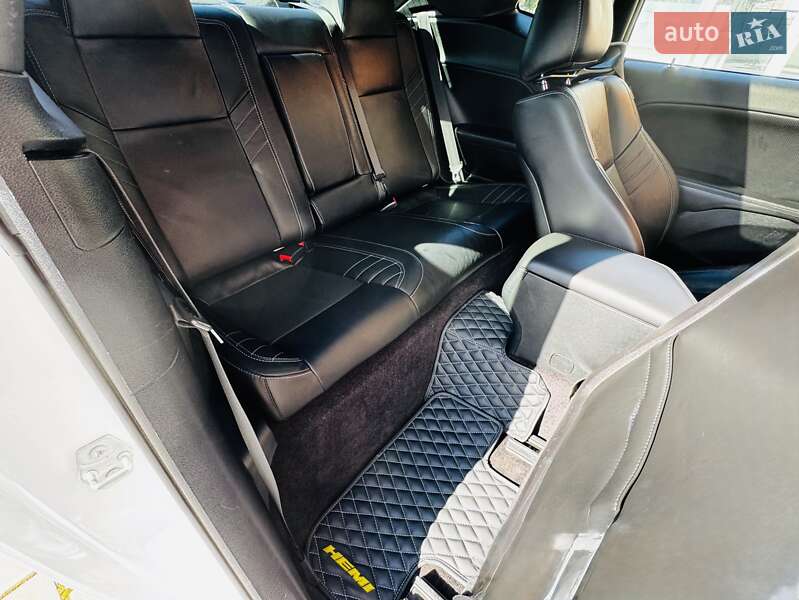 Купе Dodge Challenger 2018 в Одессе фото 46 Купе Dodge Challenger 2018 в Одессе