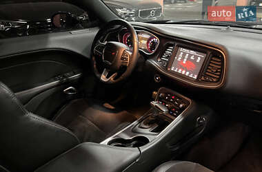 Купе Dodge Challenger 2016 в 