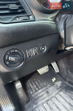 Купе Dodge Challenger 2018 в Кременчуці