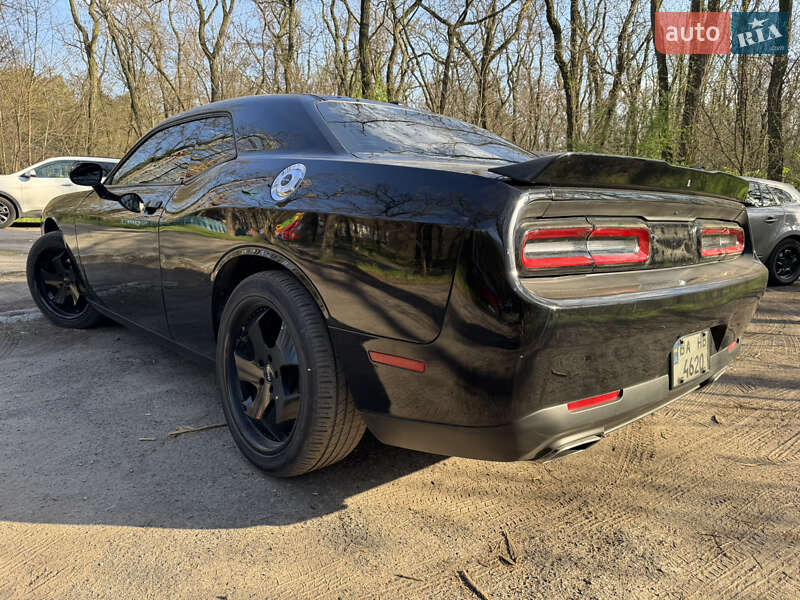 Купе Dodge Challenger 2018 в Кременчуге