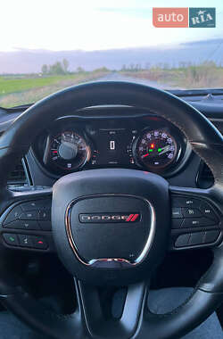 Купе Dodge Challenger 2020 в 