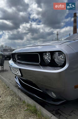 Купе Dodge Challenger 2013 в 
